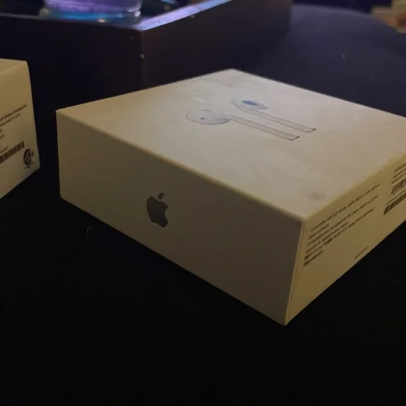 Apple AirPods 2nd Gen
